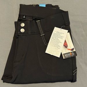 NWT - Kerrits  All Terrain Pocket Knee Patch - Black Small
